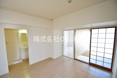 【居間・リビング】 | イシイハイツ