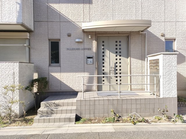 パレルモアネックスのエントランス