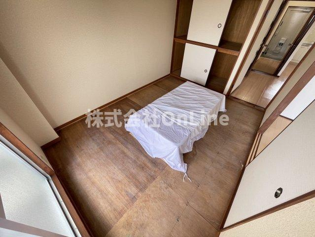 八尾市東山本町３丁目のアパートの和室