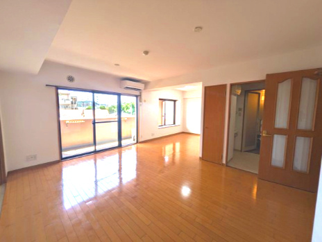 ジェイシティ持田の居間・リビング|ゆったりとしたL字のリビングです