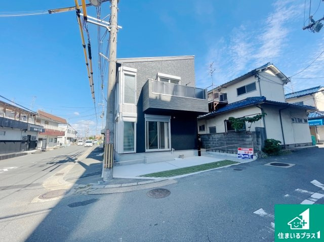 29日(土)30日(日)現地ご見学可能！　枚方市大峰元町　限定1邸の外観|周辺は落ち着いた街並みの住宅地！子育てがしやすい住環境です！まだ未完成ですが、現地でしかわからない事もございます。是非一度ご覧ください。