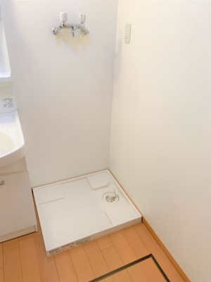 【洗面所】 | さくらいマンション石田浜 | 広い洗面スペース