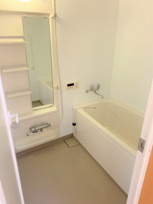 【浴室】 | さくらいマンション石田浜 | お風呂で日々の疲れを落としましょう