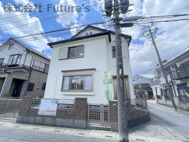 三郷市谷口　中古戸建の外観|角地につき陽当たり良好です