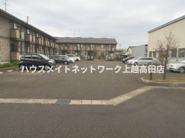 セジュール モナリエ Ａ/Ｂの駐車場|駐車場