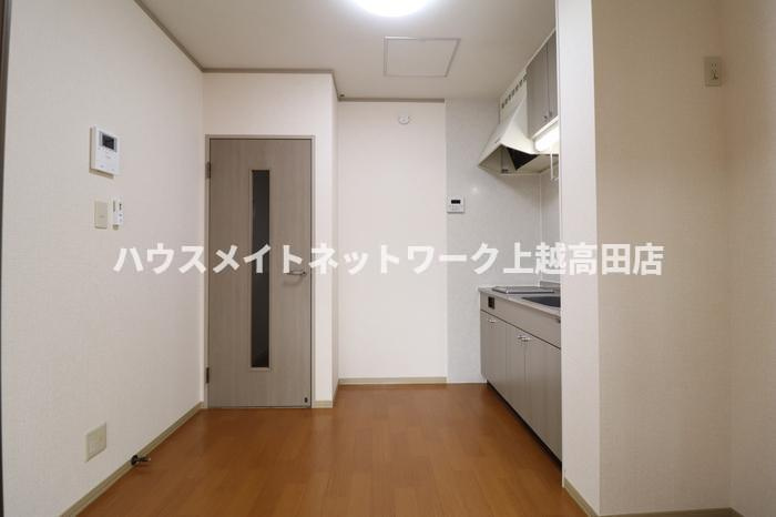 セジュールかきざき Ａの居間・リビング|ＤＫ