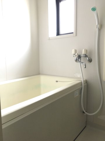 エリタージュ小松原の浴室|きれいなお風呂です