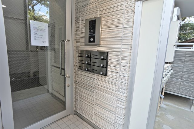 習志野市津田沼３丁目のアパートのエントランス|※写真は別タイプのお部屋です。
