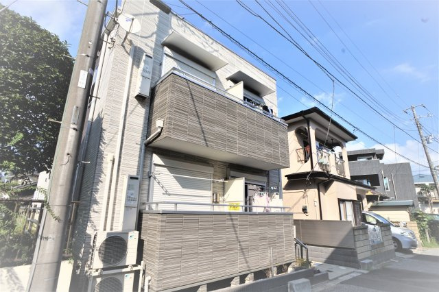 習志野市津田沼３丁目のアパートの外観