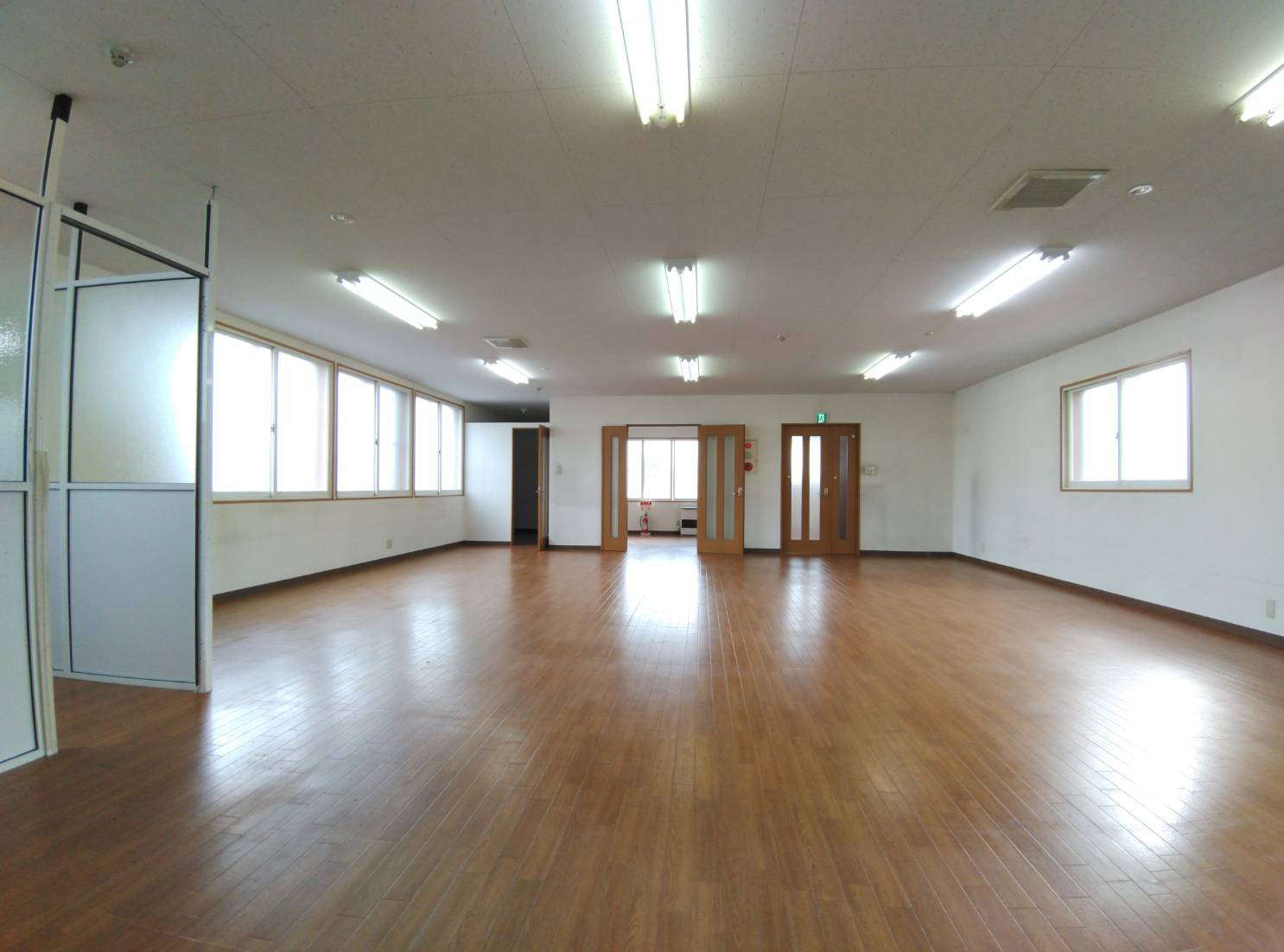 鳥取大通3丁目20貸事務所 の居間・リビング