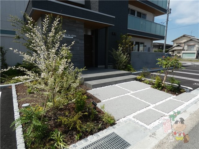 メゾンドクレアのエントランス