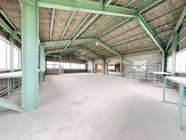 高浜市二池町倉庫の内装