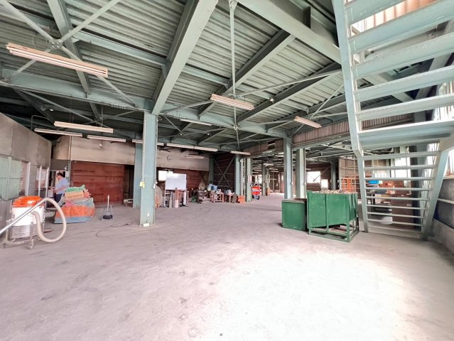 高浜市二池町倉庫の内装