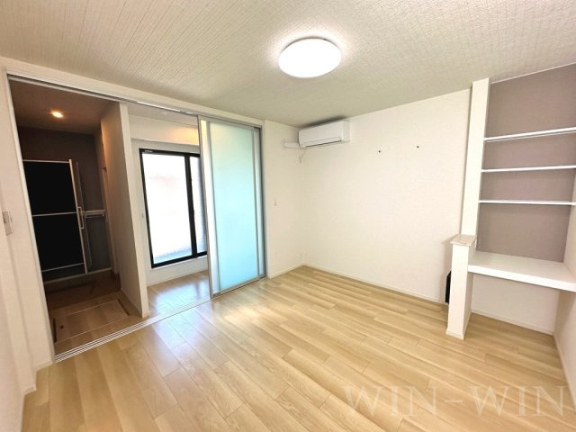 ファイン ジニア Aの居間・リビング