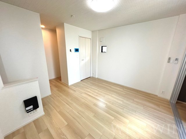 ファイン ジニア Aの居間・リビング