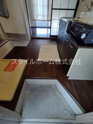 【玄関】 | フォーブル山田 | 別部屋写真です。