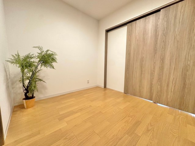 イトーピア向日マンションB棟　4階の洋室