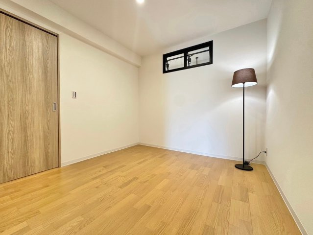 イトーピア向日マンションB棟　4階の洋室