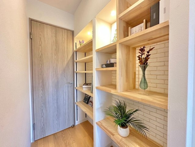 イトーピア向日マンションB棟　4階の居間・リビング