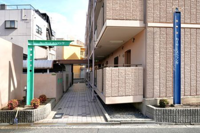 【エントランス】 | 検査済証あり！東淀川区ファミリータイプの一棟収益物件！