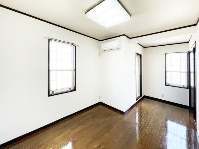 エクセレントハイツ住吉の居間・リビング