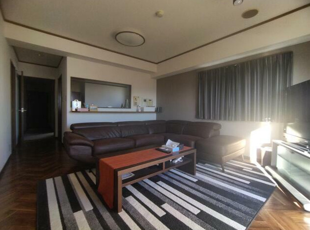 ライオンズプラザ松山大手町の洋室