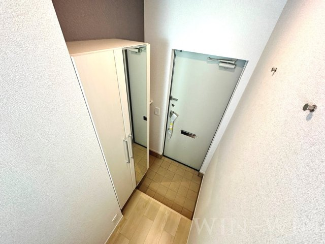 ファイン ジニア Aの玄関