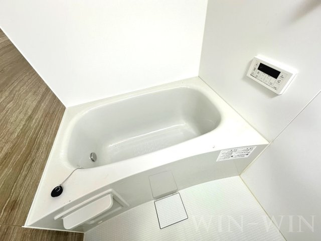 ファイン ジニア Aの浴室