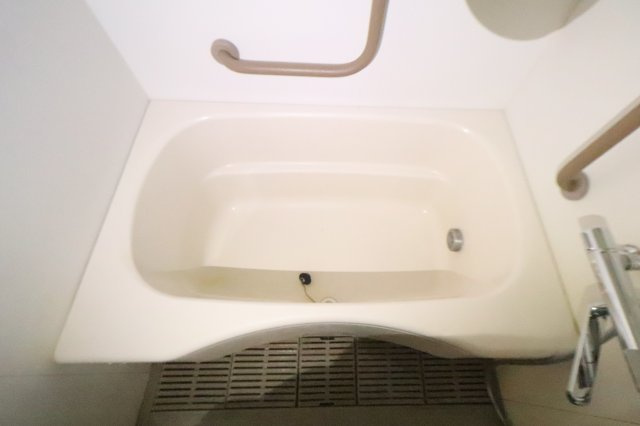 ヴァンベール本郷台の浴室