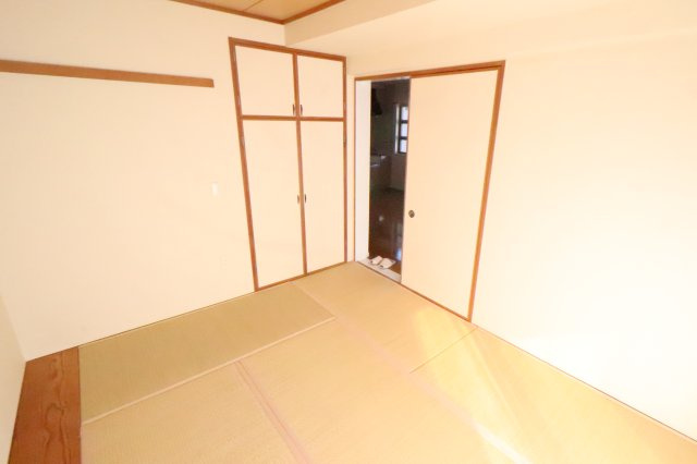 ヴァンベール本郷台の和室