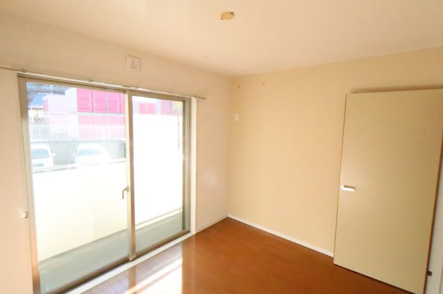 ヴァンベール本郷台の居間・リビング