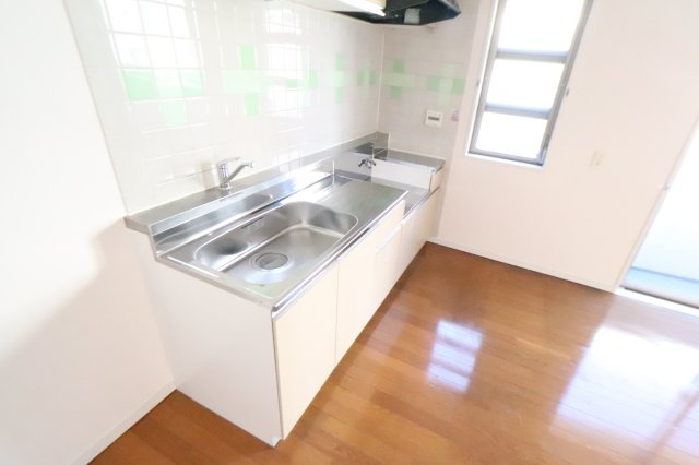 ヴァンベール本郷台のキッチン