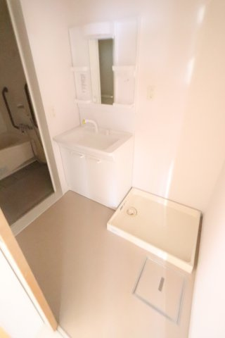 ヴァンベール本郷台の洗面所