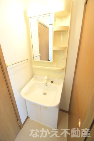 【洗面所】 | 忙しい朝には欠かせない洗面所です