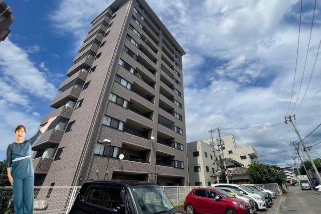 PEACEマンション山越