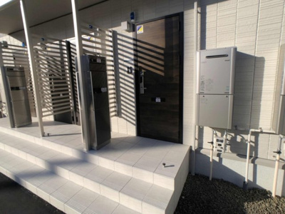 【エントランス】 | サンテラス Ｂ | エントランス