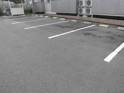 【駐車場】 | リヴェール | 駐車場
