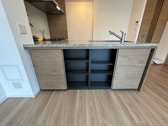 ユニーブル一社パークアベニューの収納|カウンターキッチン下が収納スペースになっていますよ！