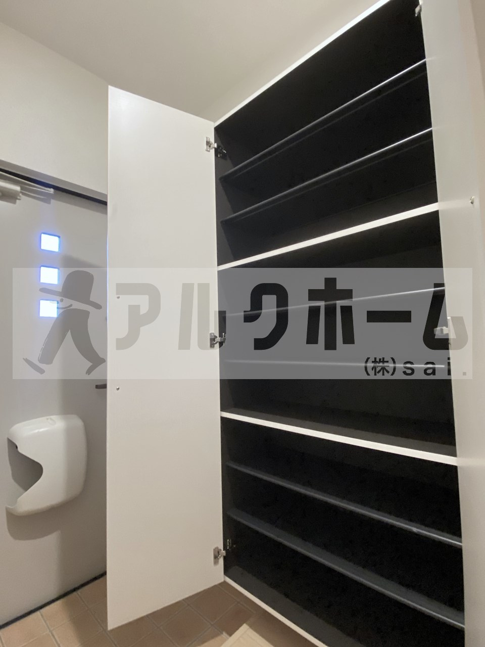 カルムメゾン雅の玄関