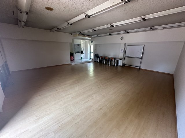 尺土テナントの居間・リビング