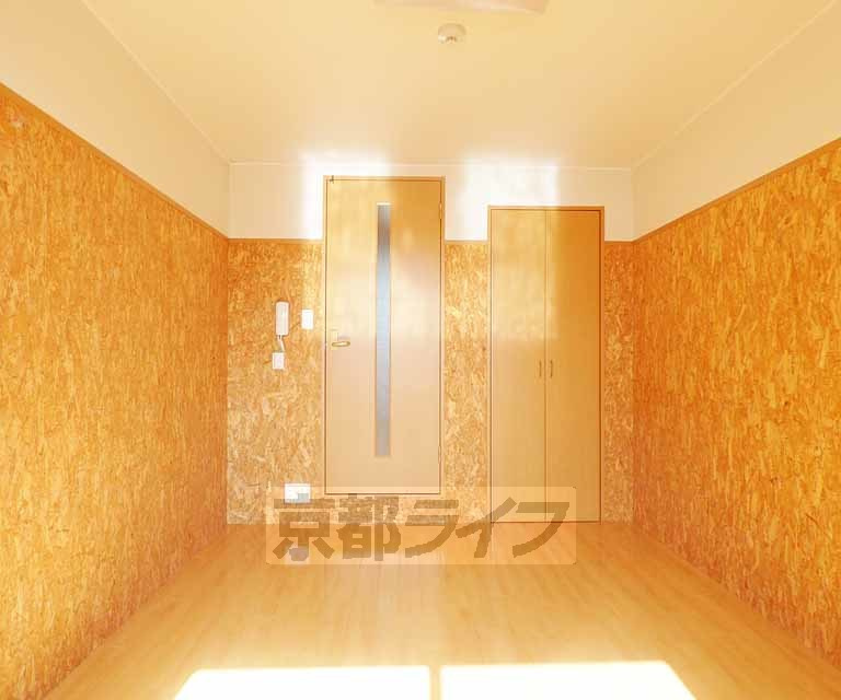サンパティック伍番館のロビー