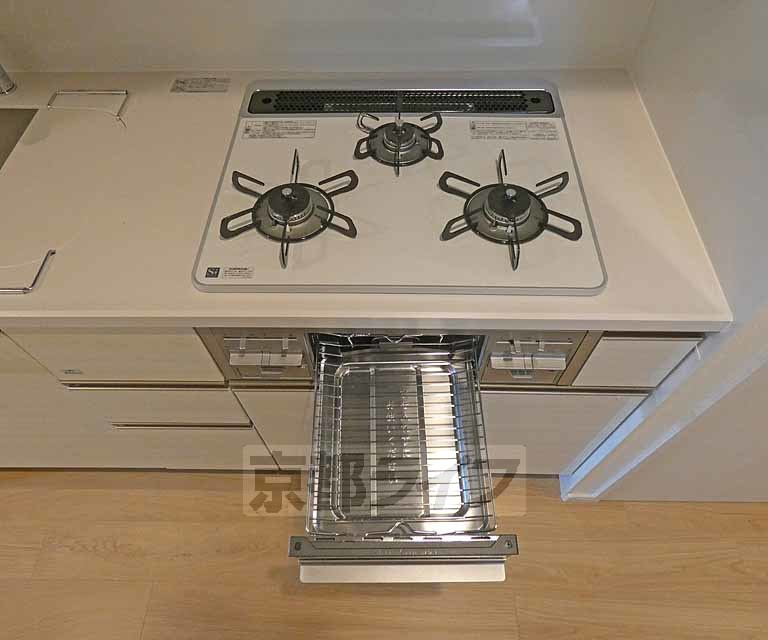 レピア西陣のキッチン|魚焼きグリル付が嬉しいキッチン