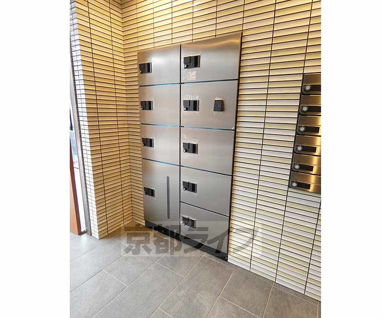 レピア西陣のその他共用部分|宅配ボックス