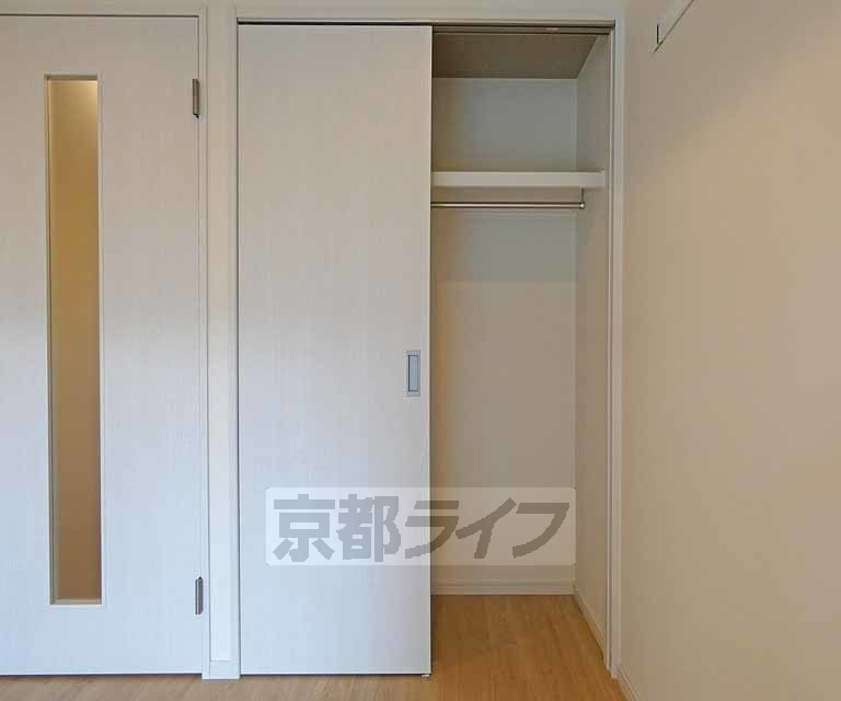 レピア西陣の収納|クローゼットタイプの収納付