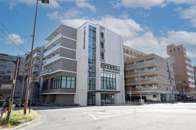 ドーミー壬生三条の外観