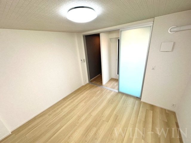 ファイン ジニア Bの居間・リビング