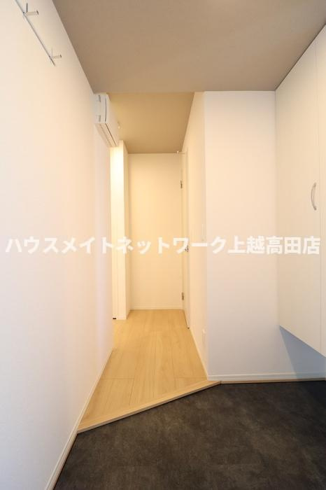 プライマリーの玄関|玄関