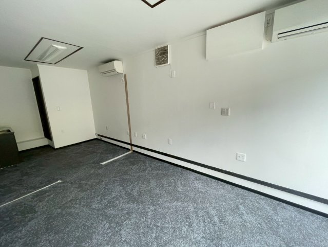 鴨田本町 伊藤様店舗の内装