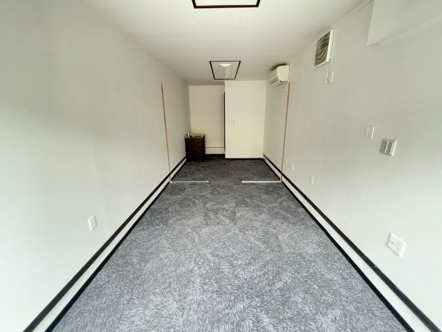 鴨田本町 伊藤様店舗の内装