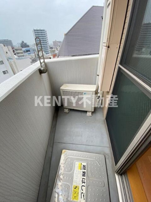 【バルコニー】 | グランドソレーユ | 開放的で明るい空間を演出してくれるバルコニーです